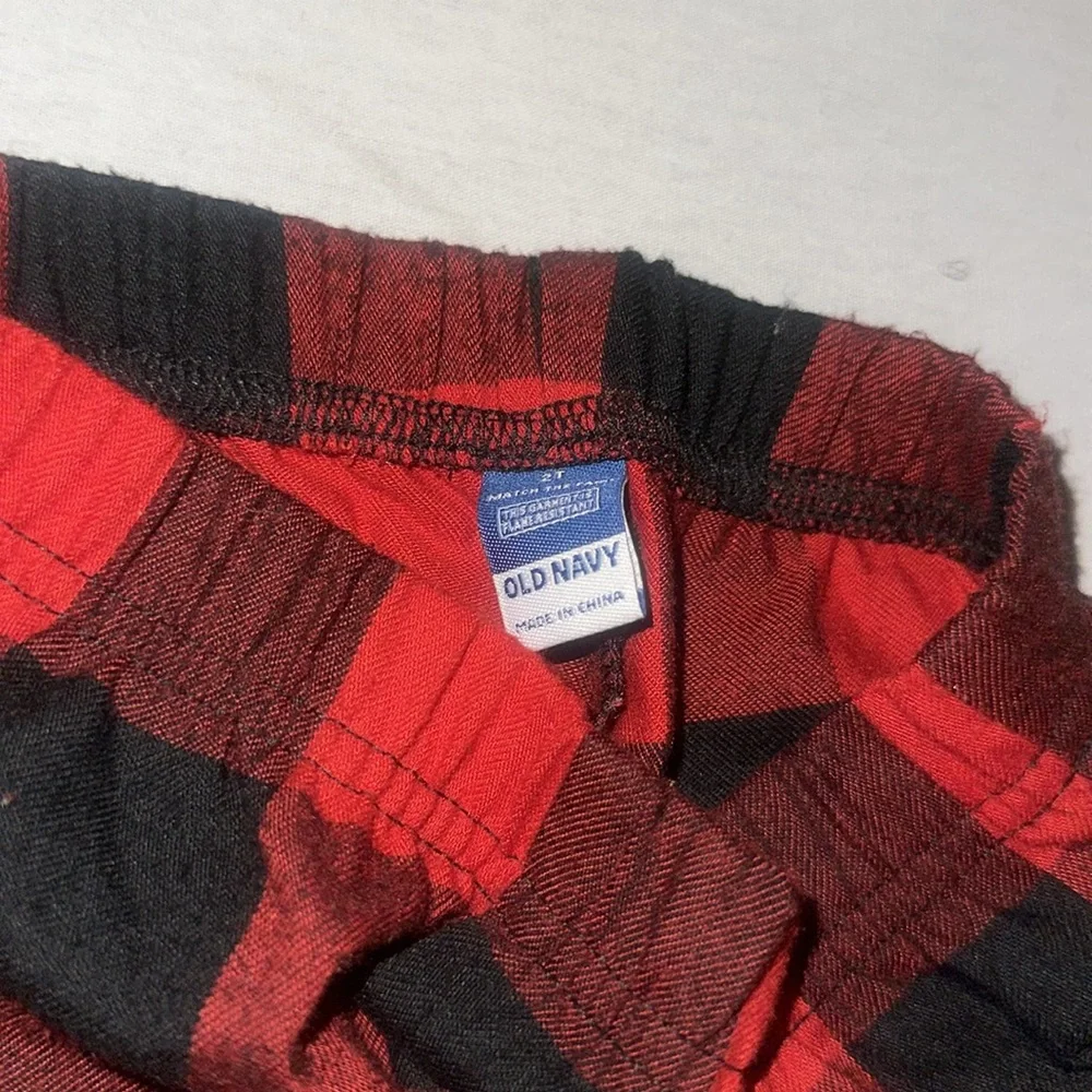 Cozy Kids Size 2T Plaid Pajama Pants - Red and Black.